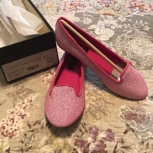 Ann Taylor pink and white flats